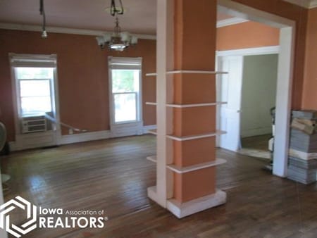 Chariton, IA 50049 Lucas County