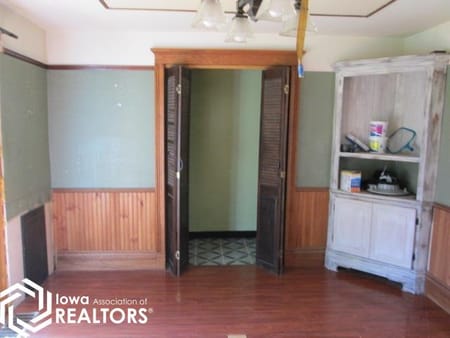 Chariton, IA 50049 Lucas County
