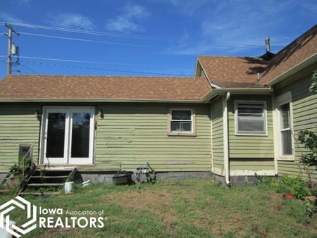 Chariton, IA 50049 Lucas County