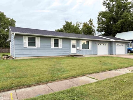 Chariton, IA 50049 Lucas County