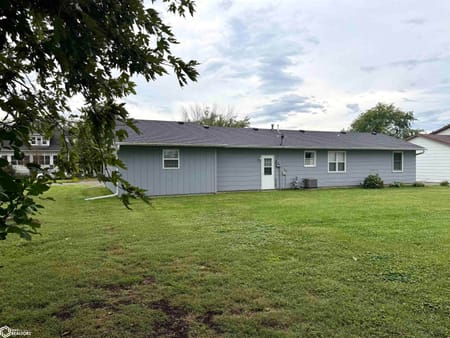 Chariton, IA 50049 Lucas County