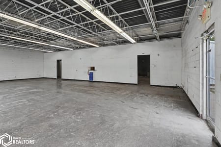Chariton, IA 50049 Lucas County