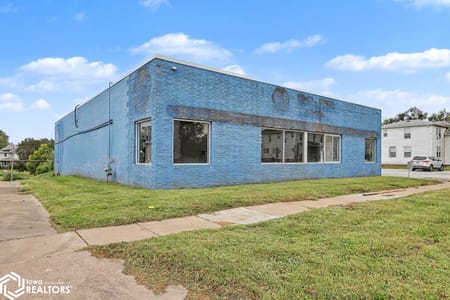 Chariton, IA 50049 Lucas County