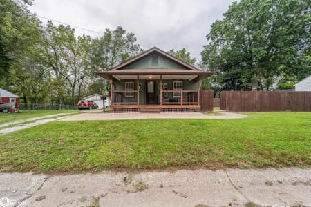 Oskaloosa, IA 52577 Mahaska County