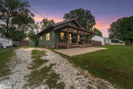 Oskaloosa, IA 52577 Mahaska County