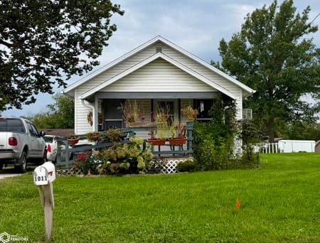 Chariton, IA 50049 Lucas County