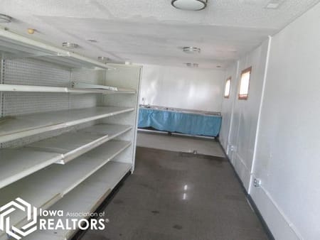 Chariton, IA 50049 Lucas County