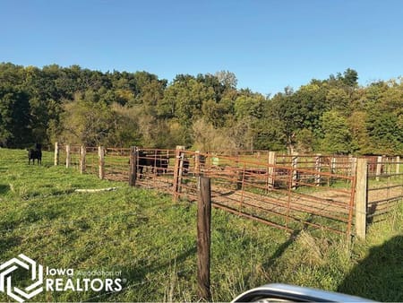 Cascade, IA 52033 Jones County