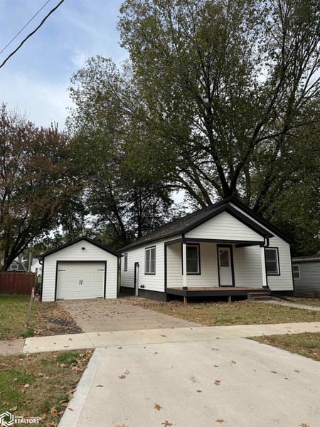 Oskaloosa, IA 52577 Mahaska County