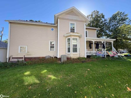 Oskaloosa, IA 52577 Mahaska County
