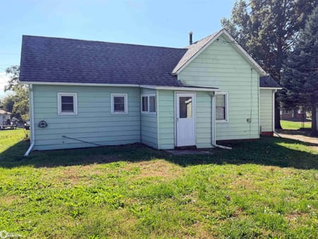 Chariton, IA 50049 Lucas County