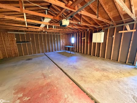 Chariton, IA 50049 Lucas County