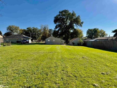 Oskaloosa, IA 52577 Mahaska County