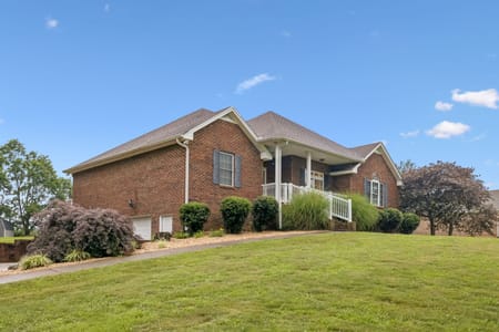 Lafayette, TN 37083 Macon County