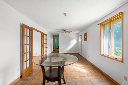 Centerville, TN 37033 Hickman County