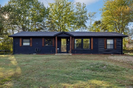 Erin, TN 37061 Houston County