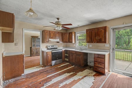 Hopkinsville, KY 42240 Christian County
