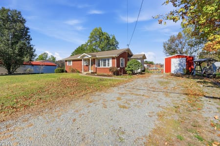Westmoreland, TN 37186 Sumner County