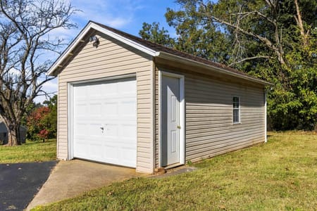 Somerset, KY 42503 Pulaski County