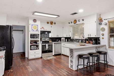 White Oak, TX 75693 Gregg County