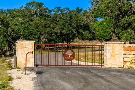 Fredericksburg, TX 78624 Gillespie County
