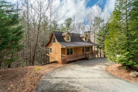 Helen, GA 30545 White County