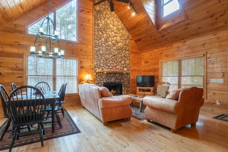 Helen, GA 30545 White County