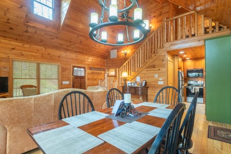 Helen, GA 30545 White County