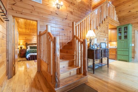 Helen, GA 30545 White County
