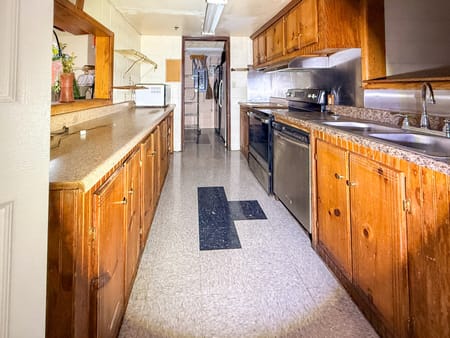 Toccoa, GA 30577 Stephens County
