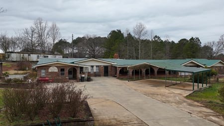 Toccoa, GA 30577 Stephens County