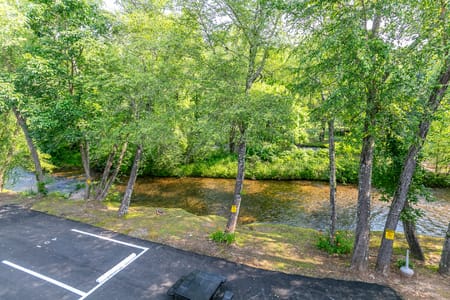 Helen, GA 30545 White County
