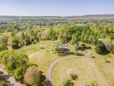 Menlo, GA 30731 Chattooga County