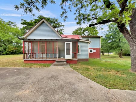 Hartwell, GA 30643 Hart County