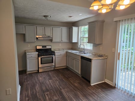 Stone Mountain, GA 30087 DeKalb County