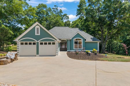 Hartwell, GA 30643 Hart County