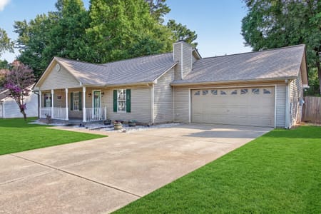 Winder, GA 30680 Barrow County