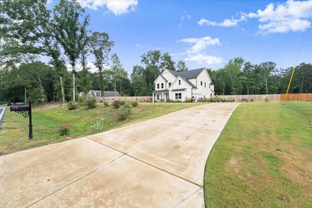 Gillsville, GA 30543 Hall County