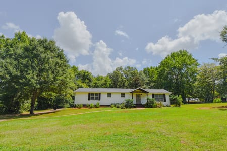 Griffin, GA 30223 Spalding County
