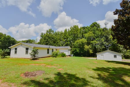 Griffin, GA 30223 Spalding County