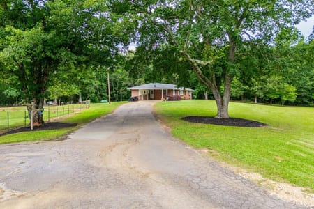 Tallapoosa, GA 30176 Haralson County
