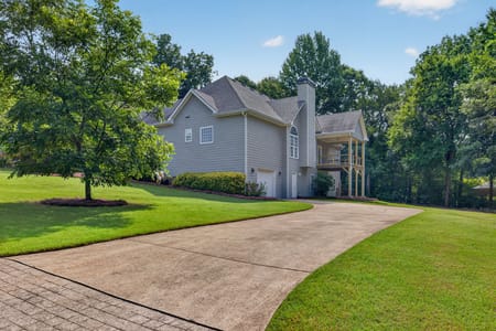 Hoschton, GA 30548 Barrow County