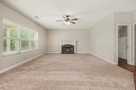 Hoschton, GA 30548 Jackson County
