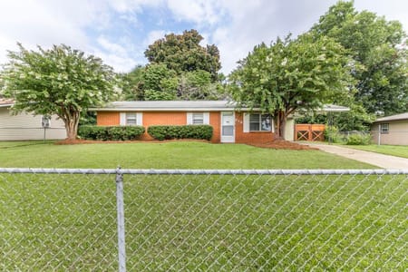 Warner Robins, GA 31088 Houston County