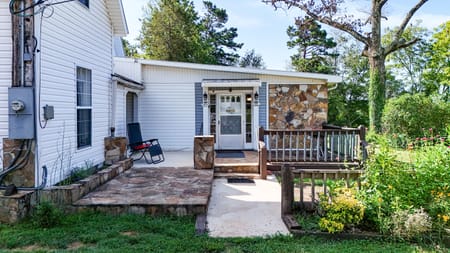 Clarkesville, GA 30523 Habersham County