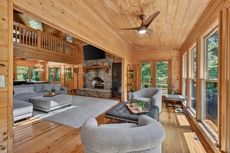 Ellijay, GA 30536 Gilmer County