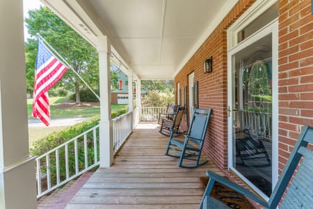 Loganville, GA 30052 Walton County