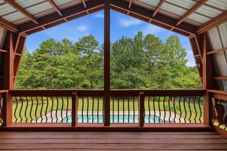 Toccoa, GA 30577 Stephens County