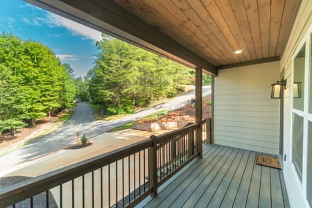 Helen, GA 30545 White County