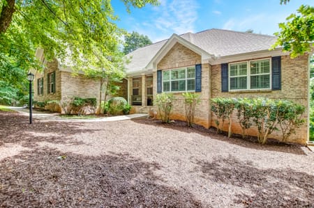 Clarkesville, GA 30523 Habersham County